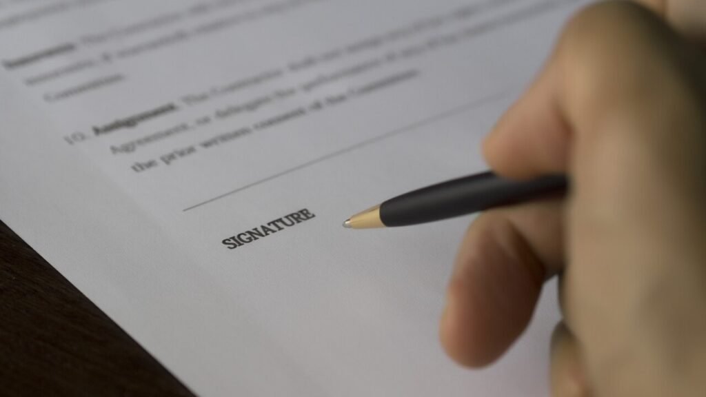 Lataa saatavailmoitus malli PDF-muodossa ilmaiseksi